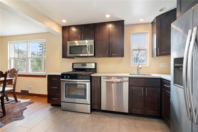 1425 Junior Drive, Baldwin Boro, PA 15227