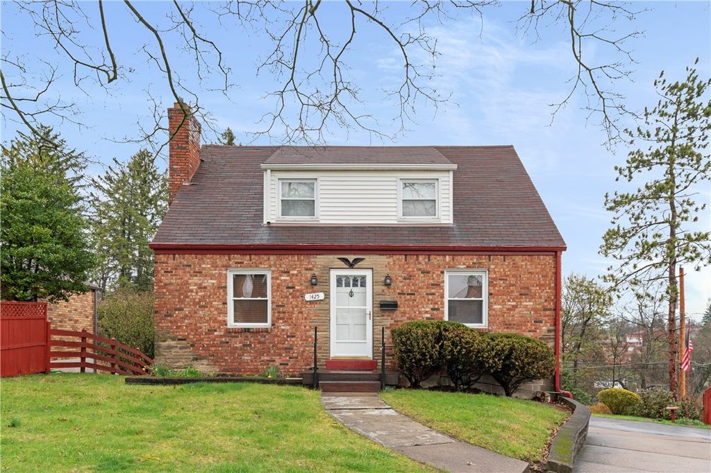 1425 Junior Drive, Baldwin Boro, PA 15227