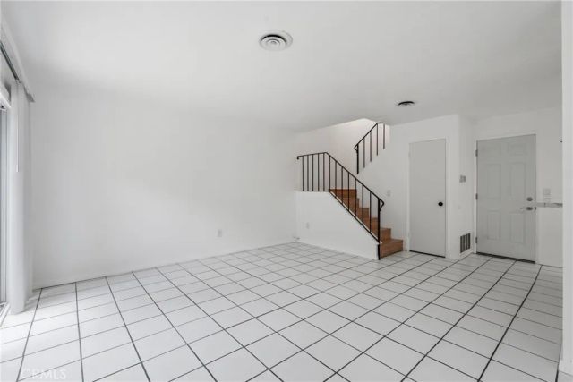1646 Iowa C, Costa Mesa, CA 92626