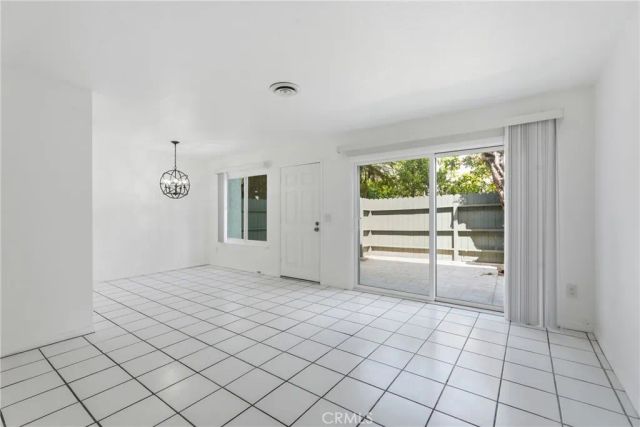 1646 Iowa C, Costa Mesa, CA 92626
