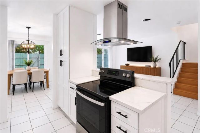 1646 Iowa C, Costa Mesa, CA 92626