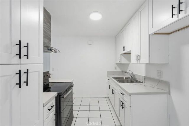 1646 Iowa C, Costa Mesa, CA 92626