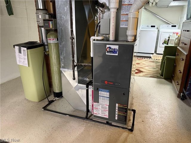 5981 Northview Drive, Seven Hills, OH 44131