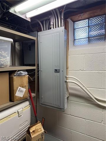 5981 Northview Drive, Seven Hills, OH 44131