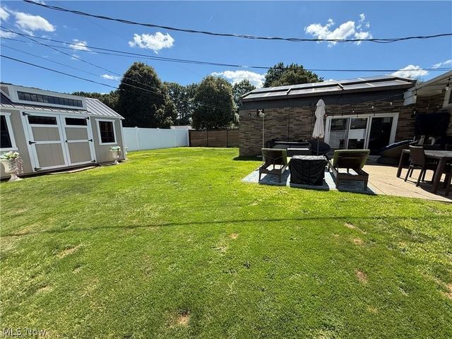 5981 Northview Drive, Seven Hills, OH 44131