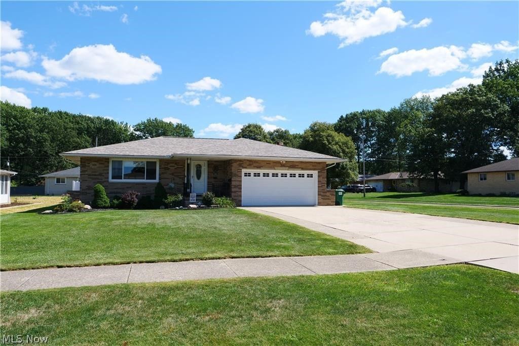 5981 Northview Drive, Seven Hills, OH 44131