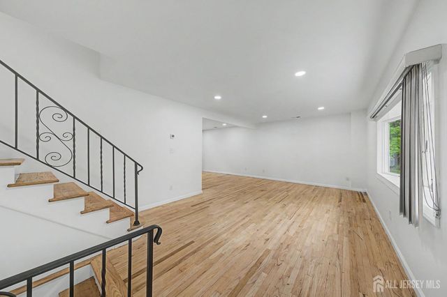 41 Montclair Avenue, Edison, NJ 08820