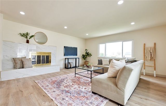 10037 Geneva, Montclair, CA 91763