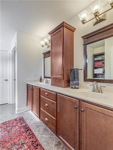 971 Montford Circle, Uniontown, OH 44685