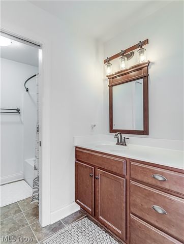 971 Montford Circle, Uniontown, OH 44685