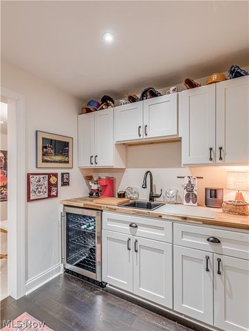 971 Montford Circle, Uniontown, OH 44685