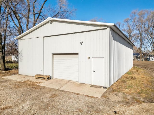 4265 Lafayette Road, Evansdale, IA 50707