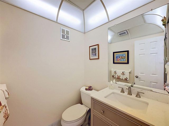 11935 BOYNTON LANE 17GB, New Port Richey, FL 34654