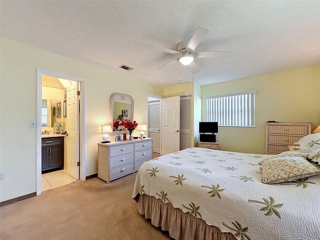 11935 BOYNTON LANE 17GB, New Port Richey, FL 34654
