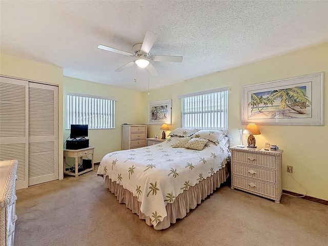 11935 BOYNTON LANE 17GB, New Port Richey, FL 34654