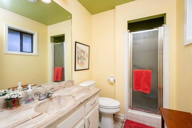 2193 WOODRUFF DR, Germantown, TN 38138