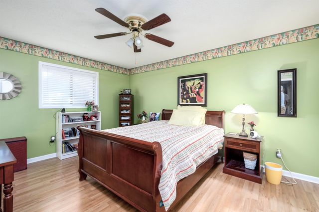 2193 WOODRUFF DR, Germantown, TN 38138