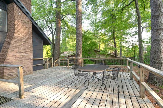 2193 WOODRUFF DR, Germantown, TN 38138