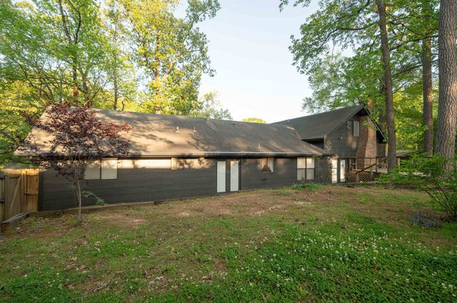 2193 WOODRUFF DR, Germantown, TN 38138