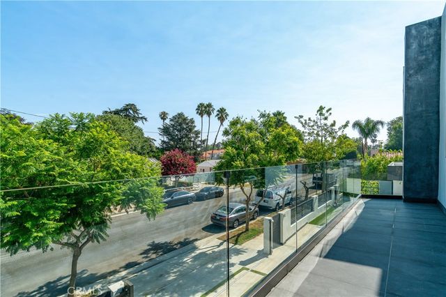 13838 Milbank Street, Sherman Oaks, CA 91423