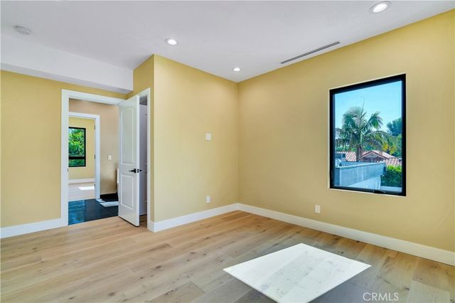 13838 Milbank Street, Sherman Oaks, CA 91423