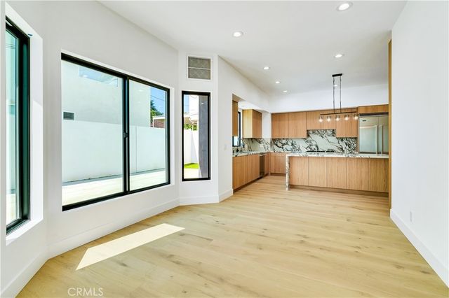 13838 Milbank Street, Sherman Oaks, CA 91423