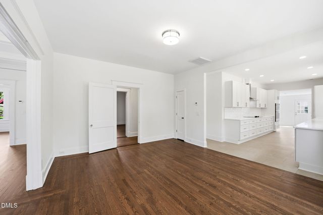 611 W Pearsall Street, Dunn, NC 28334