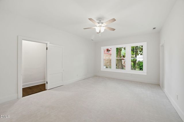 611 W Pearsall Street, Dunn, NC 28334