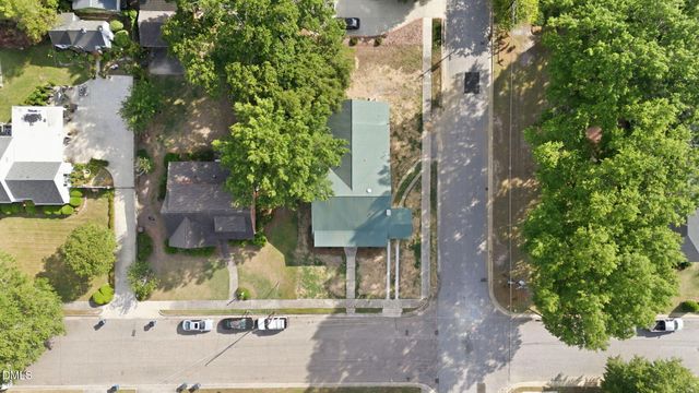 611 W Pearsall Street, Dunn, NC 28334