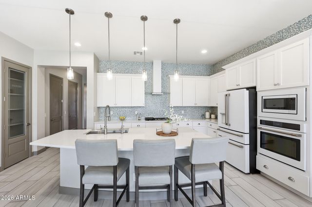 4349 E CLIFTON Avenue, Gilbert, AZ 85295