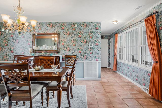 1400 Thomas Cir, Cookeville, TN 38506