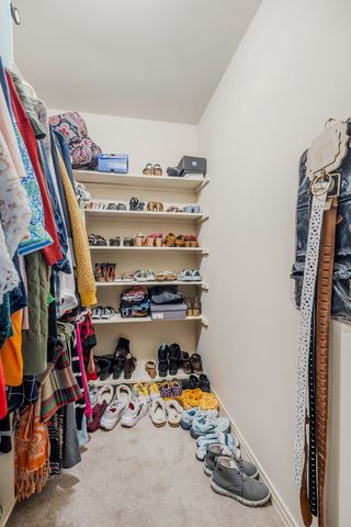 1400 Thomas Cir, Cookeville, TN 38506