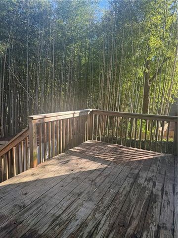 3512 Kennesaw Station NW Drive, Kennesaw, GA 30144