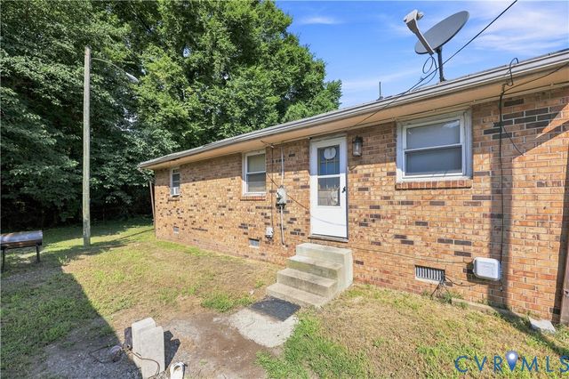 326 N Old Church St, Petersburg, VA 23803