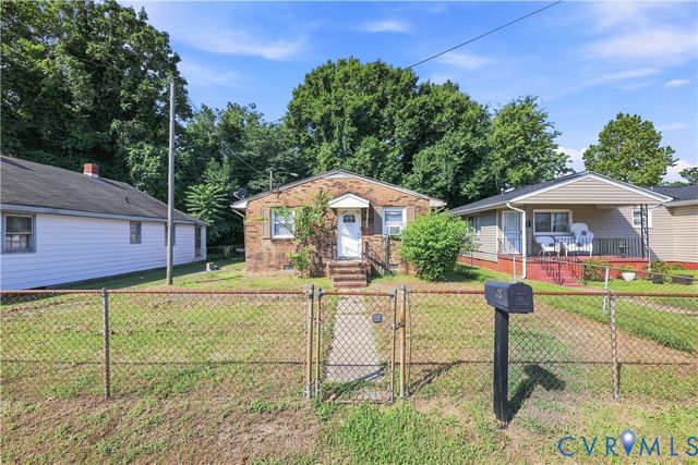 326 N Old Church St, Petersburg, VA 23803