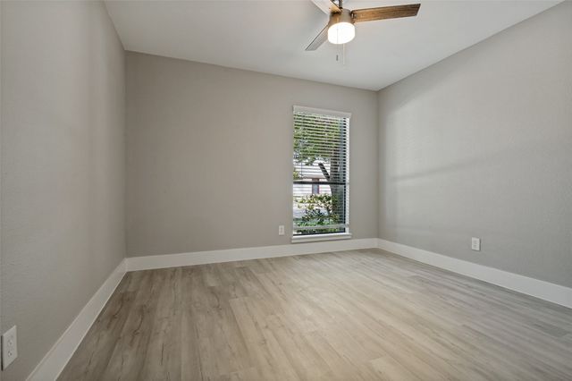 7334 Oakmore Drive, Dallas, TX 75249