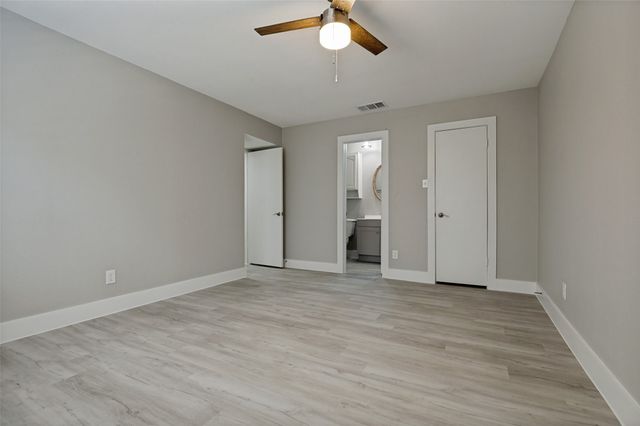 7334 Oakmore Drive, Dallas, TX 75249