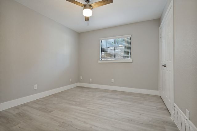 7334 Oakmore Drive, Dallas, TX 75249