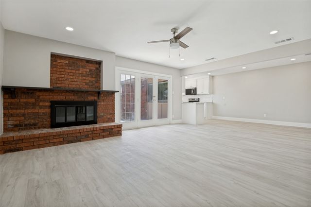 7334 Oakmore Drive, Dallas, TX 75249