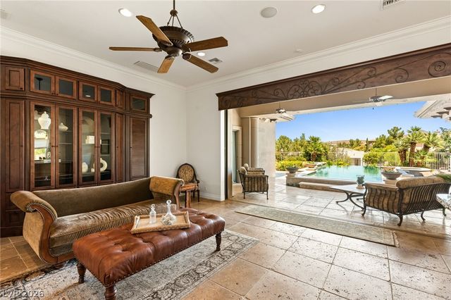 8 Greely Club Trail, Henderson, NV 89052