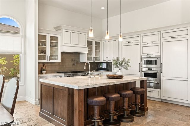 8 Greely Club Trail, Henderson, NV 89052