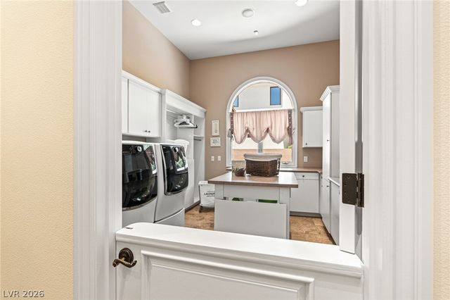 8 Greely Club Trail, Henderson, NV 89052