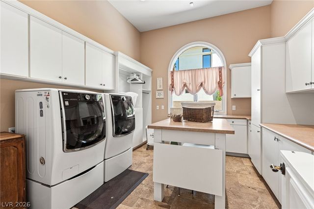 8 Greely Club Trail, Henderson, NV 89052