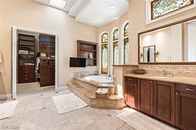 8 Greely Club Trail, Henderson, NV 89052