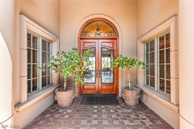 8 Greely Club Trail, Henderson, NV 89052