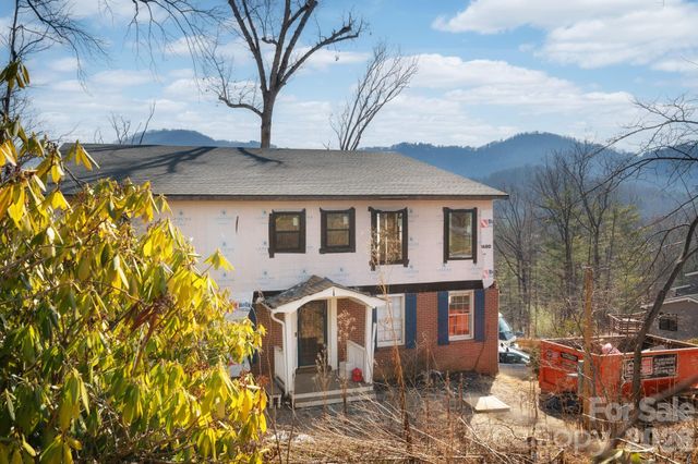 59 Faircrest Road, Asheville, NC 28804