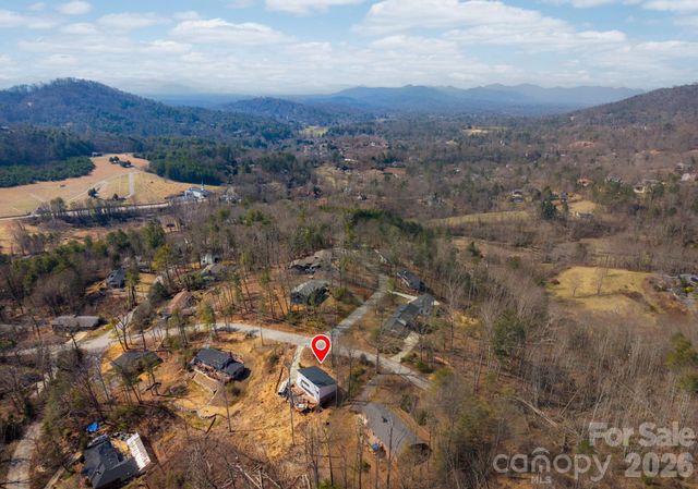 59 Faircrest Road, Asheville, NC 28804
