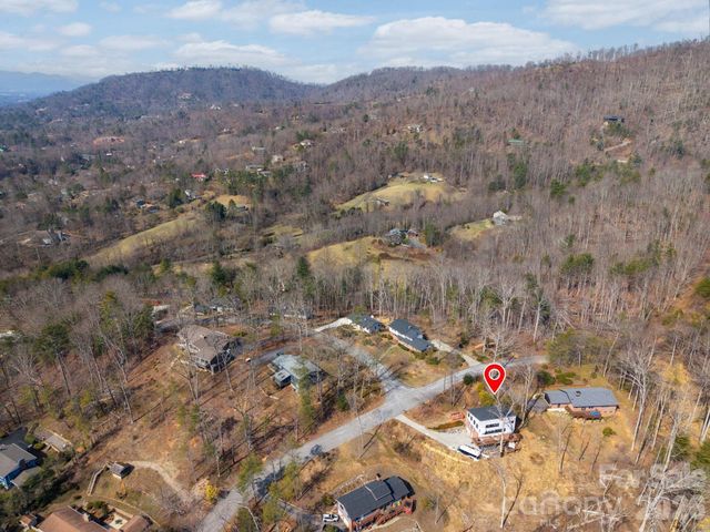 59 Faircrest Road, Asheville, NC 28804