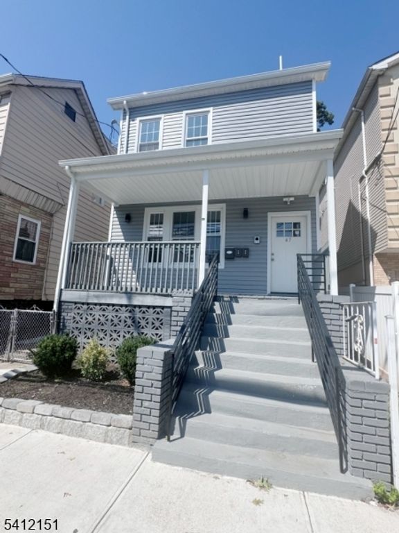 47 Aldine St, Newark City, NJ 07112