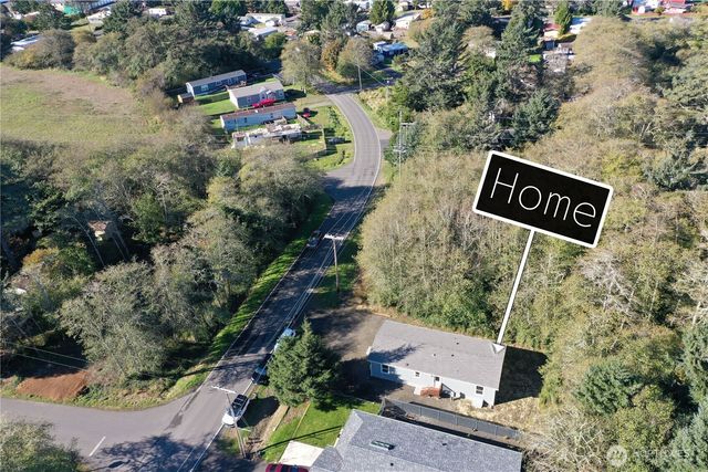 202 E Rain Street, Ocean Shores, WA 98569